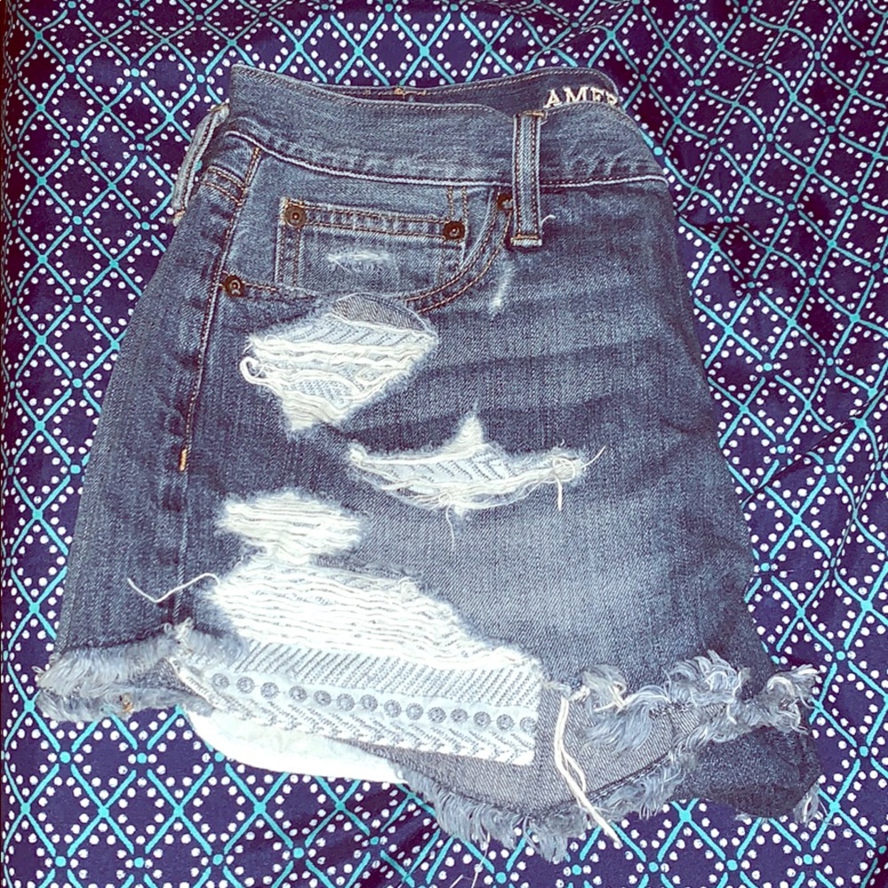 american eagle shorts.